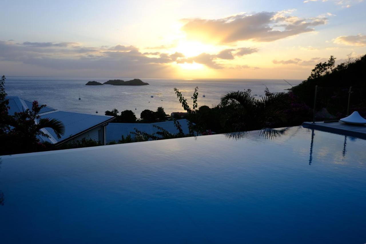 Sunset Palm - Superbe Villa Créole avec piscine face au coucher de soleil Bouillante Exterior foto