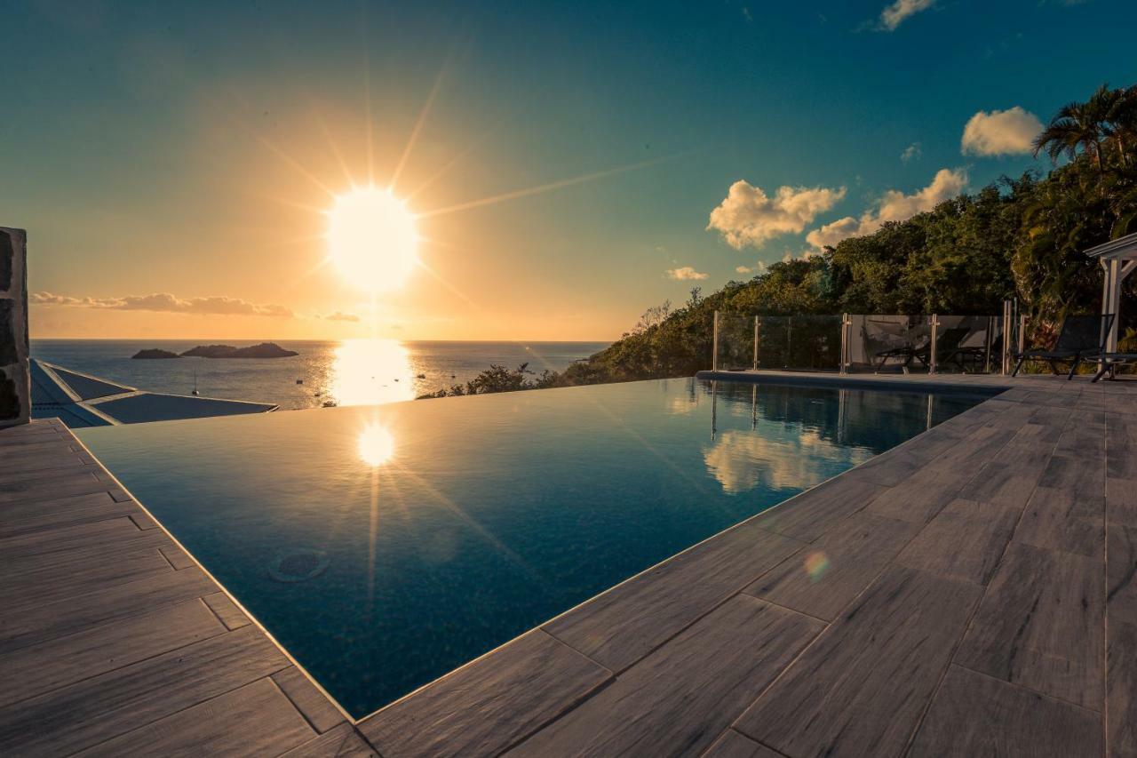 Sunset Palm - Superbe Villa Créole avec piscine face au coucher de soleil Bouillante Exterior foto